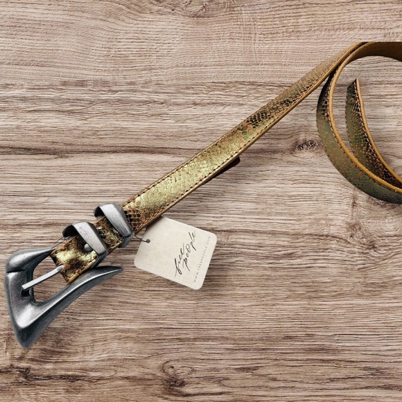 NWT Free People Billie Leather Belt in Wild Side - Picture 5 of 6